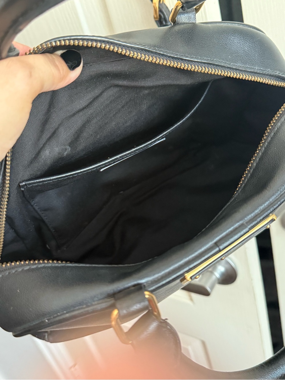 Marc Jacobs Black Leather Top-Handle Satchel Crossbody - Picture 13 of 14